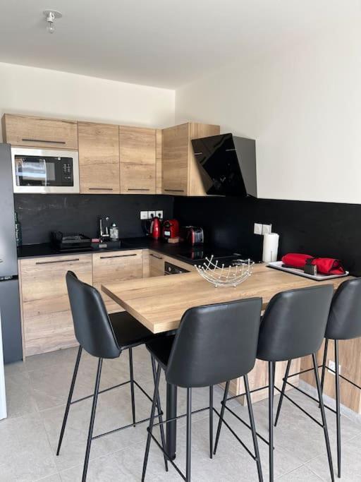 Superbe Appartement Neuf Aucalme Saint-Mandrier-sur-Mer Exterior photo