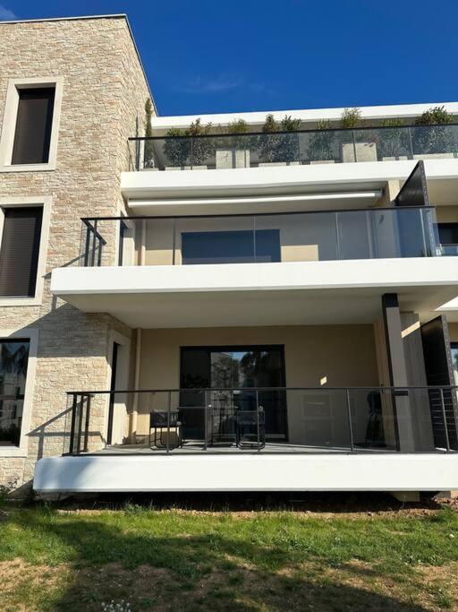 Superbe Appartement Neuf Aucalme Saint-Mandrier-sur-Mer Exterior photo